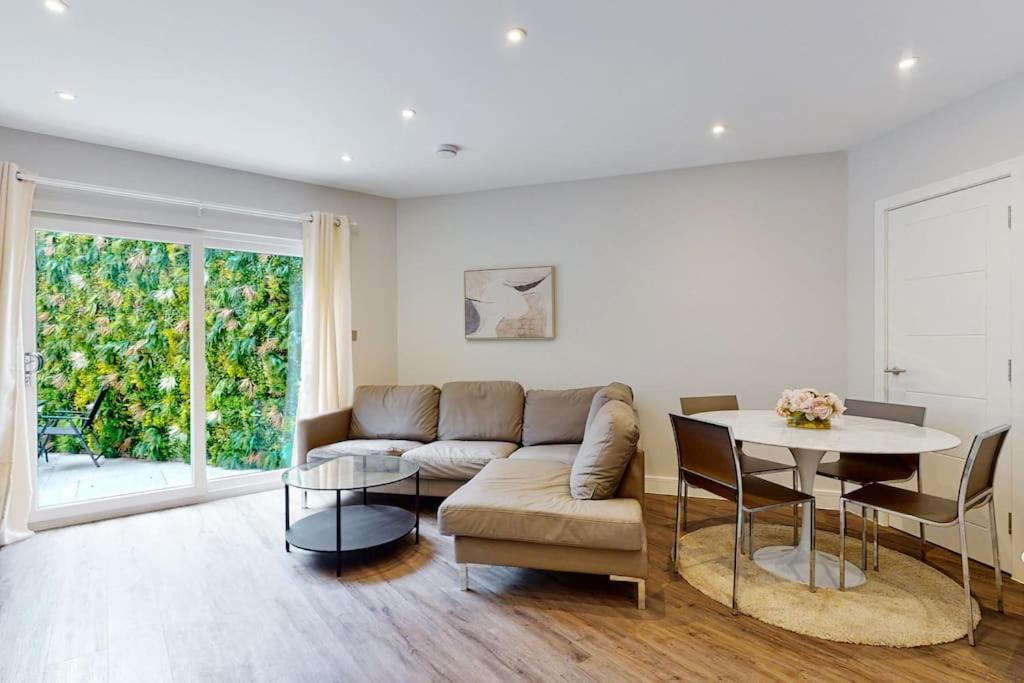 Elegant 2Bed Flat 10Min To Wimbledon Tennis Courts Лондон Экстерьер фото